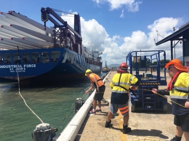 Lines Mooring Cairns Wharf